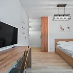 Stylish Studio. Free Parking.